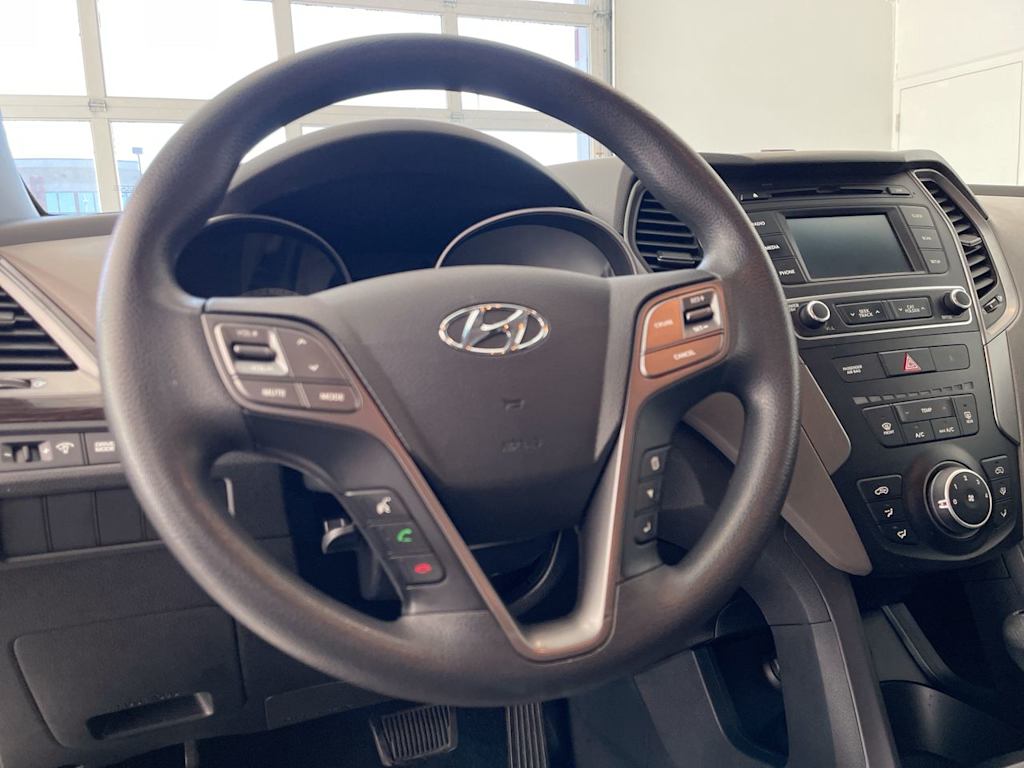 Thumbnail: 2017 Hyundai Santa Fe - 2