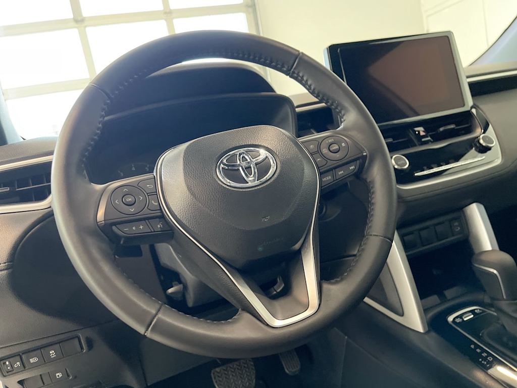 Thumbnail: 2025 Toyota Corolla Cross - 2