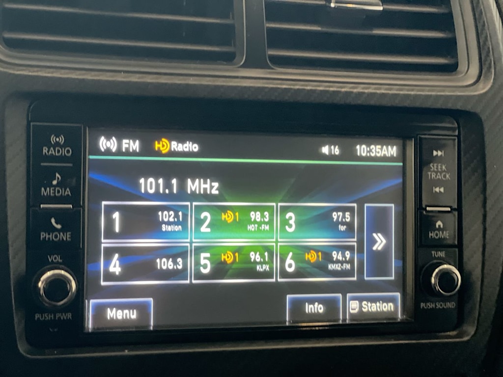 Thumbnail: 2020 Mitsubishi Outlander Sport - 13