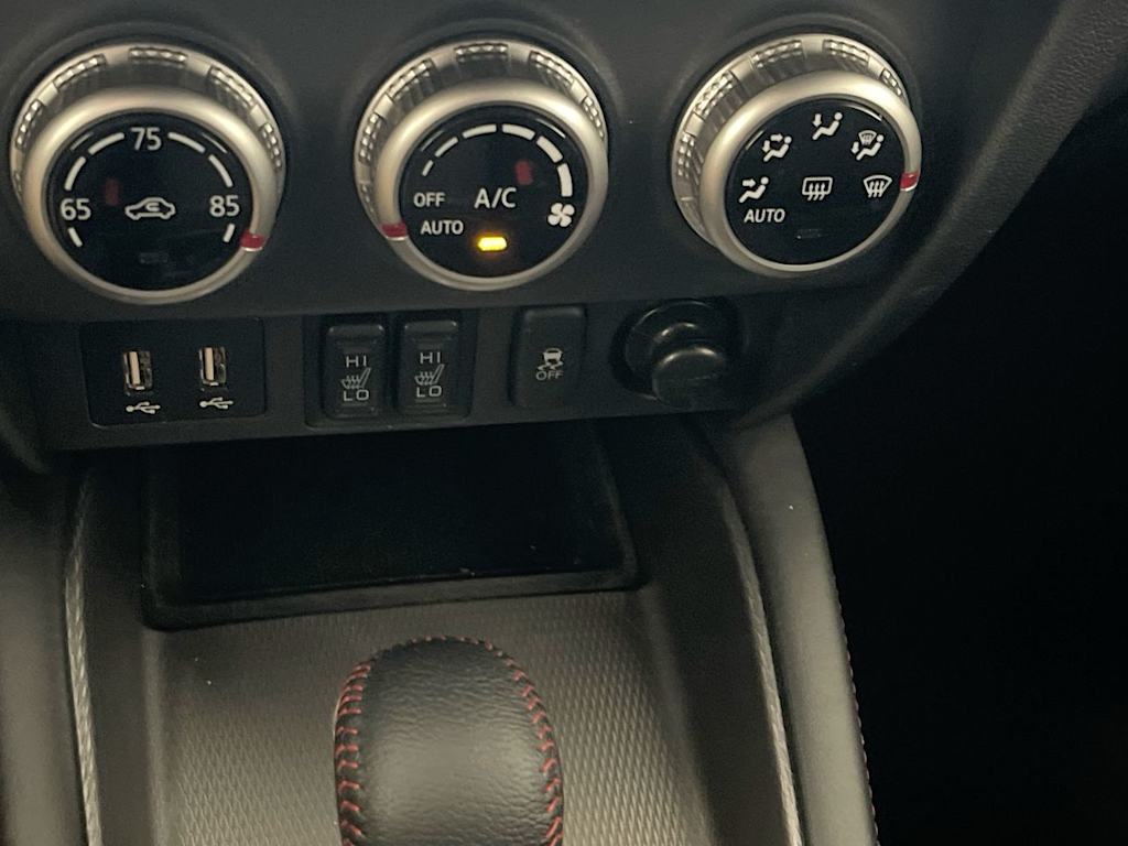 Thumbnail: 2025 Mitsubishi Outlander Sport - 25