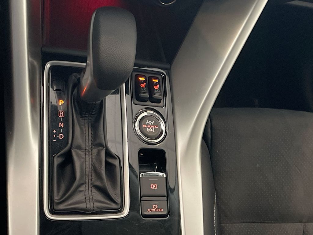 Thumbnail: 2024 Mitsubishi Eclipse Cross - 14