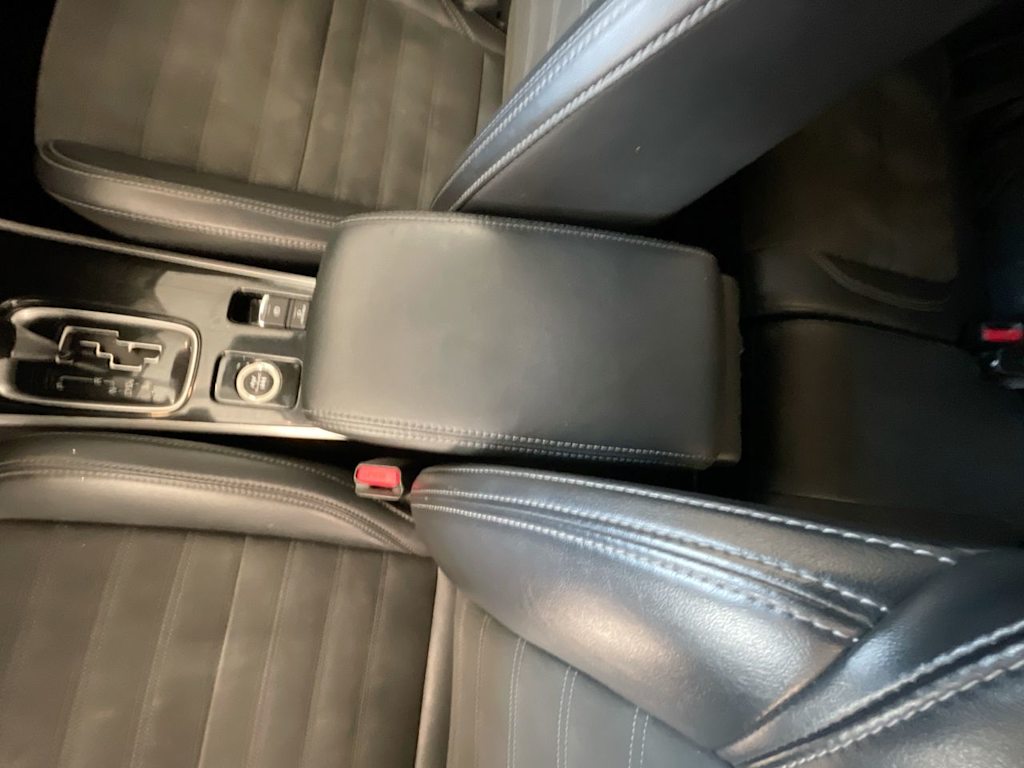Thumbnail: 2020 Mitsubishi Outlander - 25