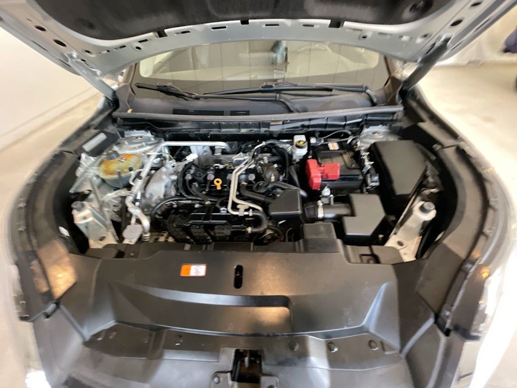 Thumbnail: 2023 Mitsubishi Outlander - 8