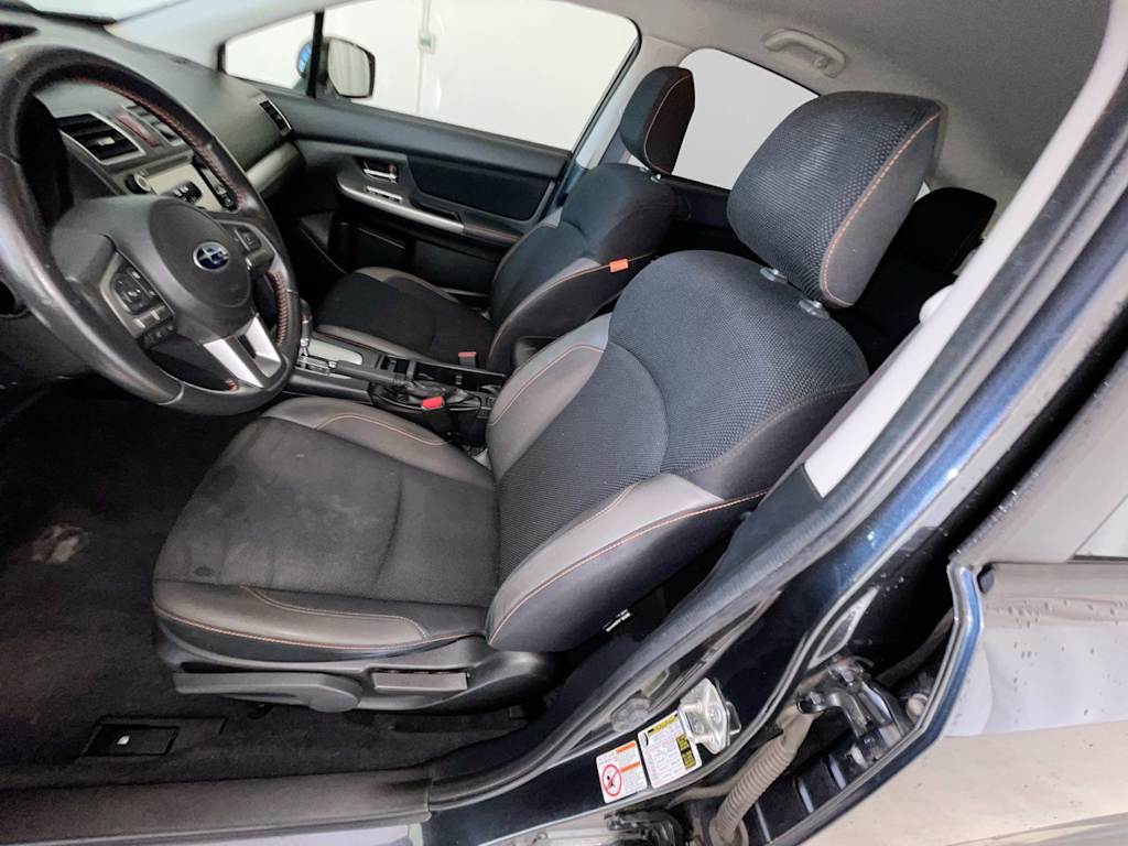 Thumbnail: 2016 Subaru Crosstrek - 9