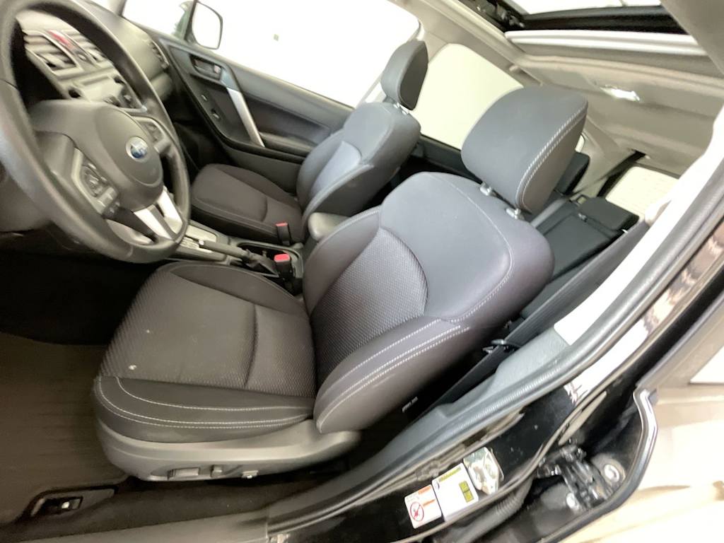Thumbnail: 2018 Subaru Forester - 9