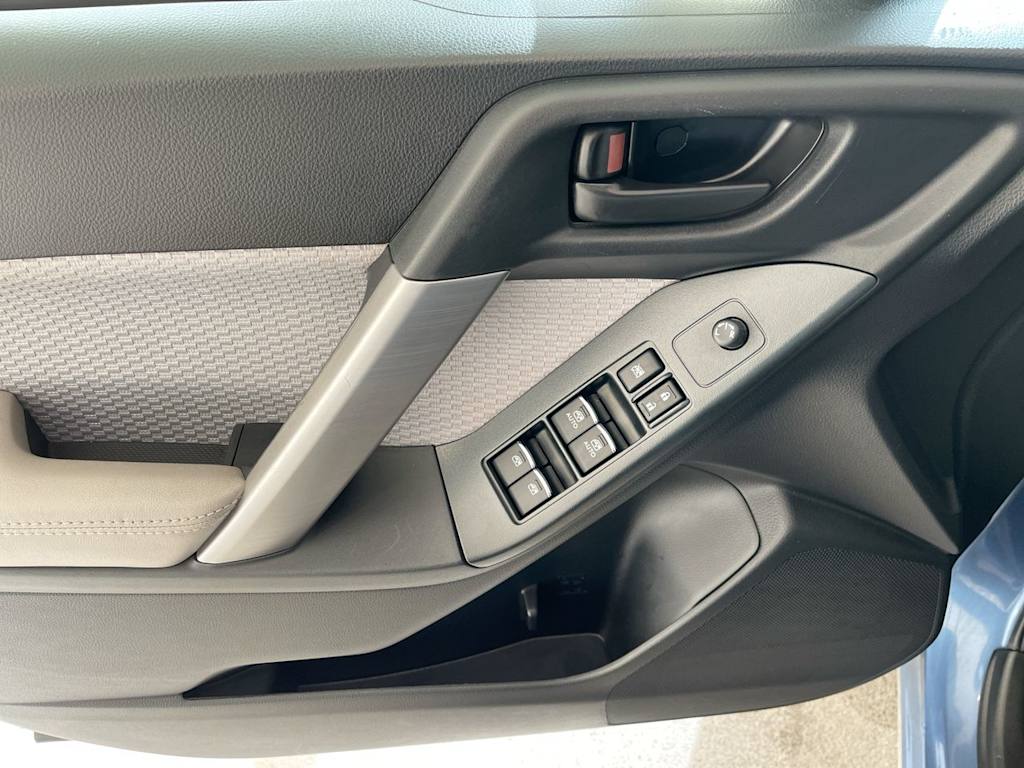 2018 Subaru Forester Premium 23