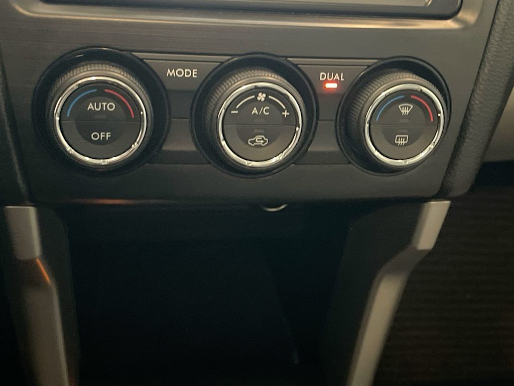 Thumbnail: 2015 Subaru Forester - 26