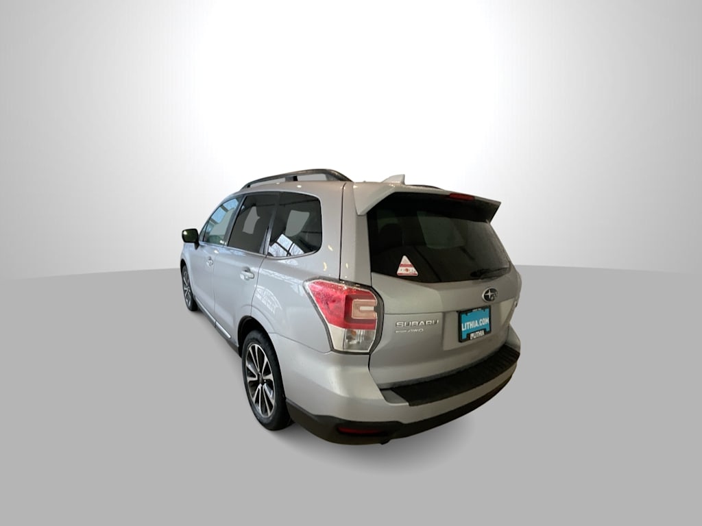 Thumbnail: 2017 Subaru Forester - 18