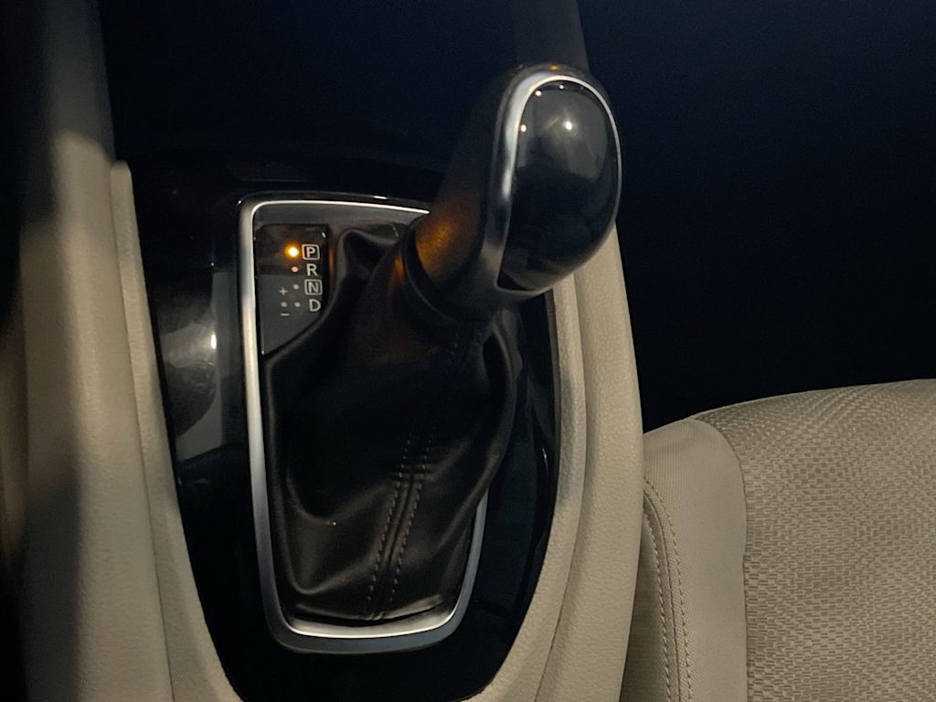 Thumbnail: 2017 Nissan Rogue Sport - 14