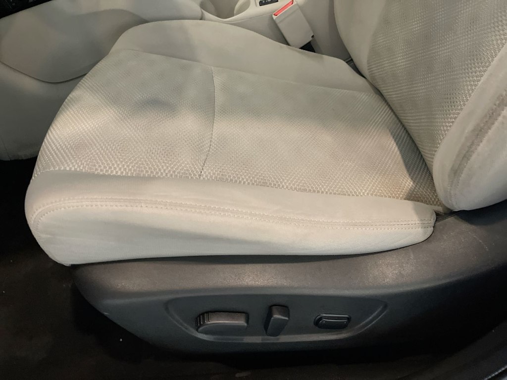 Thumbnail: 2017 Nissan Rogue Sport - 22