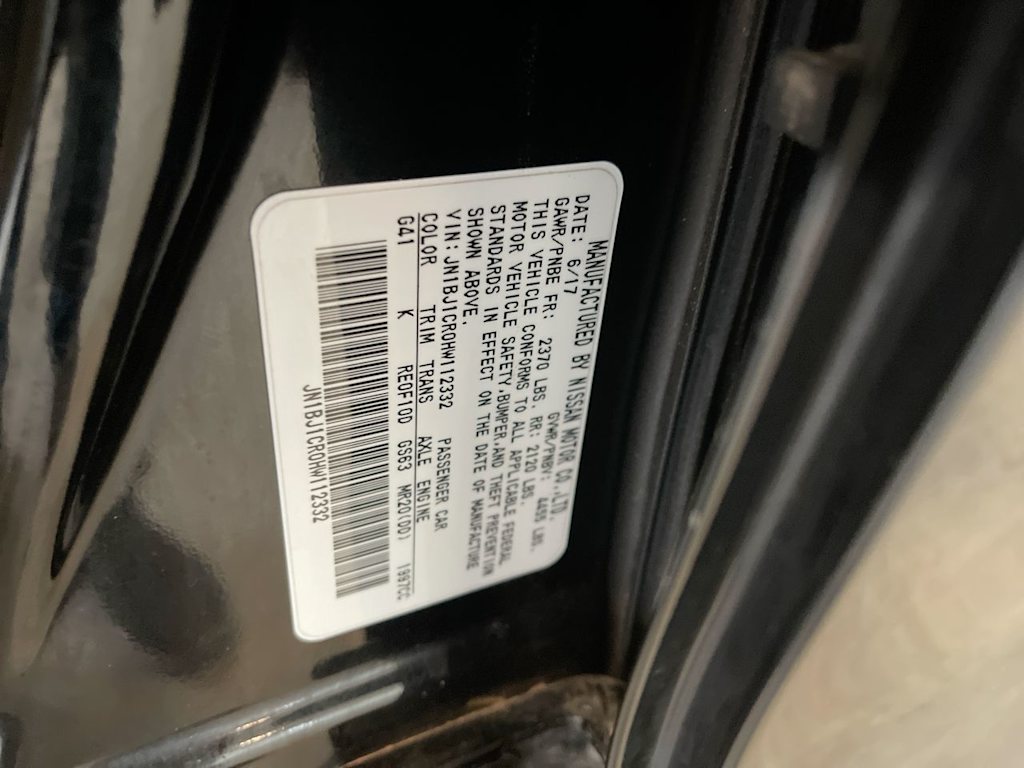 Thumbnail: 2017 Nissan Rogue Sport - 18