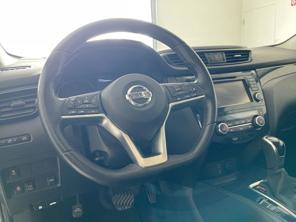 Thumbnail: 2018 Nissan Rogue Sport - 2