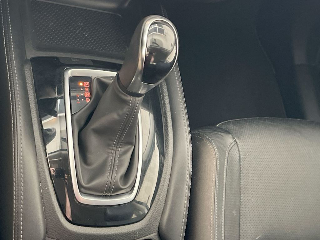 Thumbnail: 2018 Nissan Rogue Sport - 13