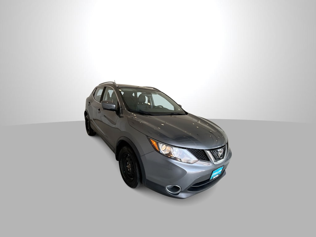 Thumbnail: 2018 Nissan Rogue Sport - 6