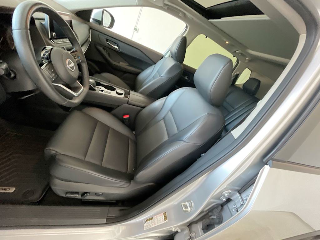 Thumbnail: 2023 Nissan Rogue - 9