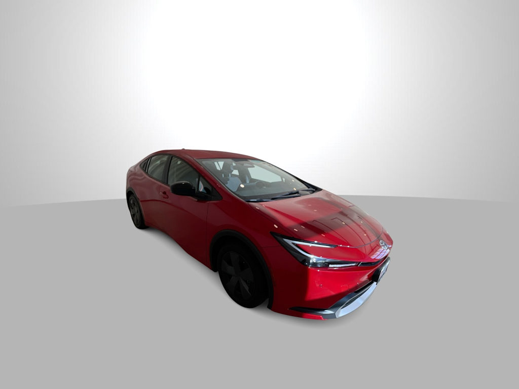 Thumbnail: 2026 Toyota Prius v - 5