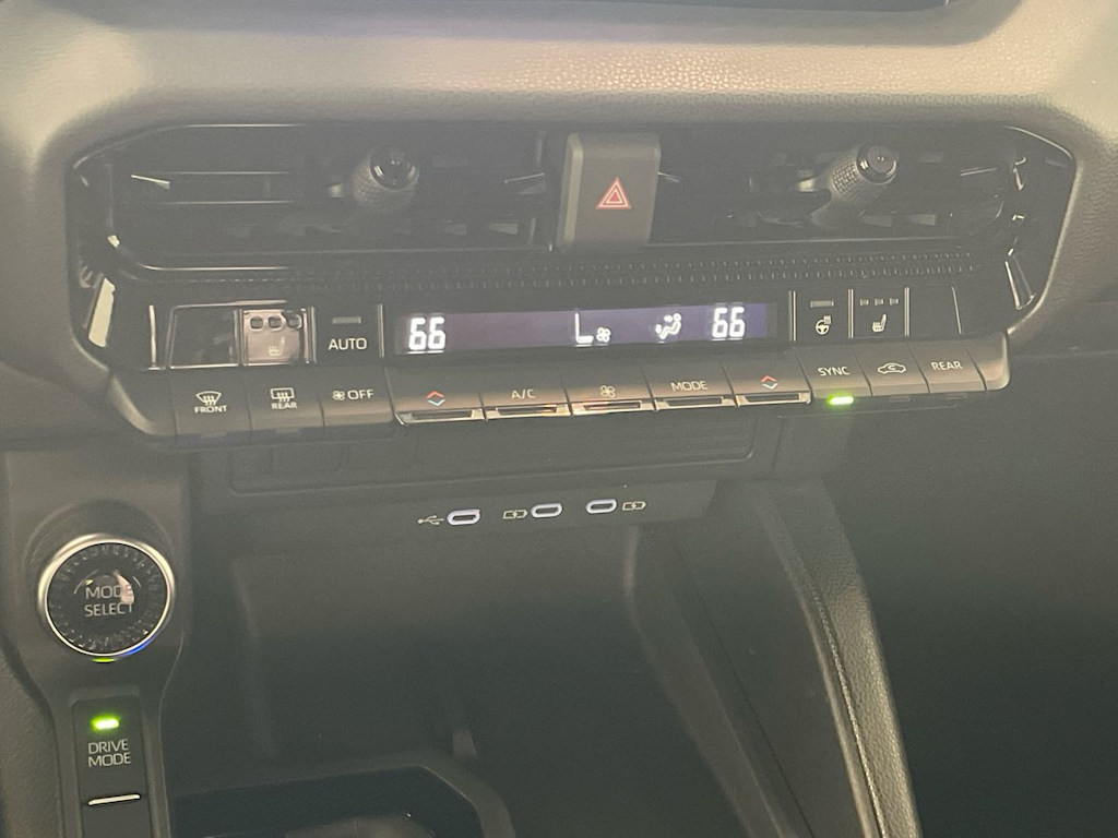 Thumbnail: 2025 Toyota Land Cruiser - 26