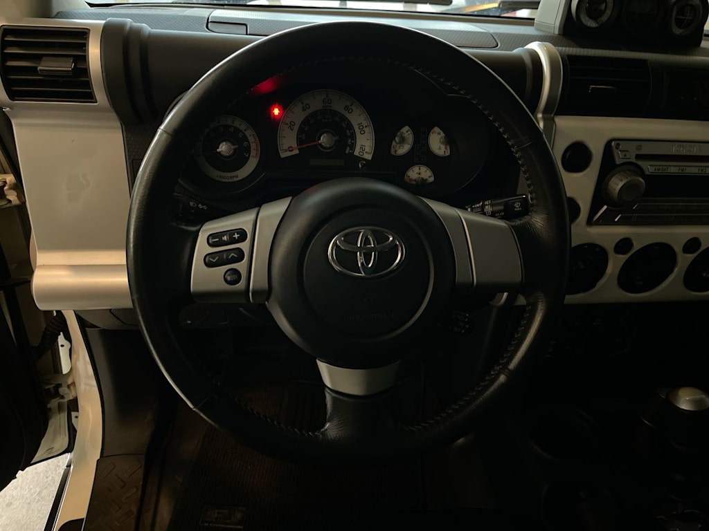 Thumbnail: 2010 Toyota FJ Cruiser - 2