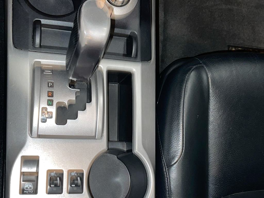 Thumbnail: 2013 Toyota 4Runner - 13