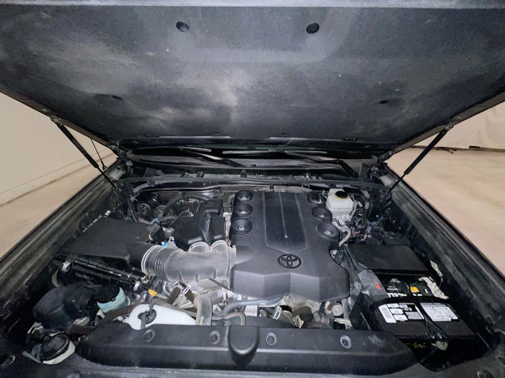 Thumbnail: 2013 Toyota 4Runner - 8