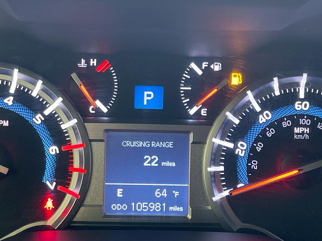 Thumbnail: 2016 Toyota 4Runner - 14