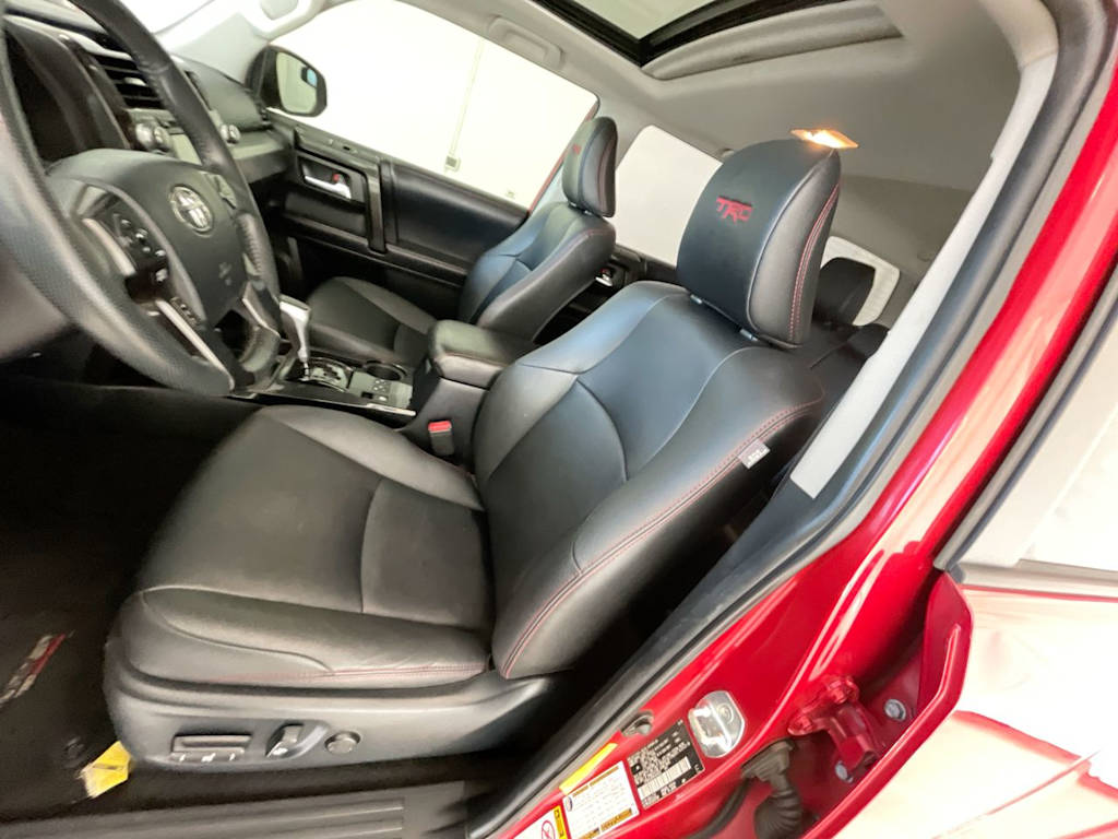Thumbnail: 2019 Toyota 4Runner - 9