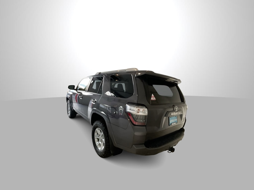 Thumbnail: 2018 Toyota 4Runner - 18