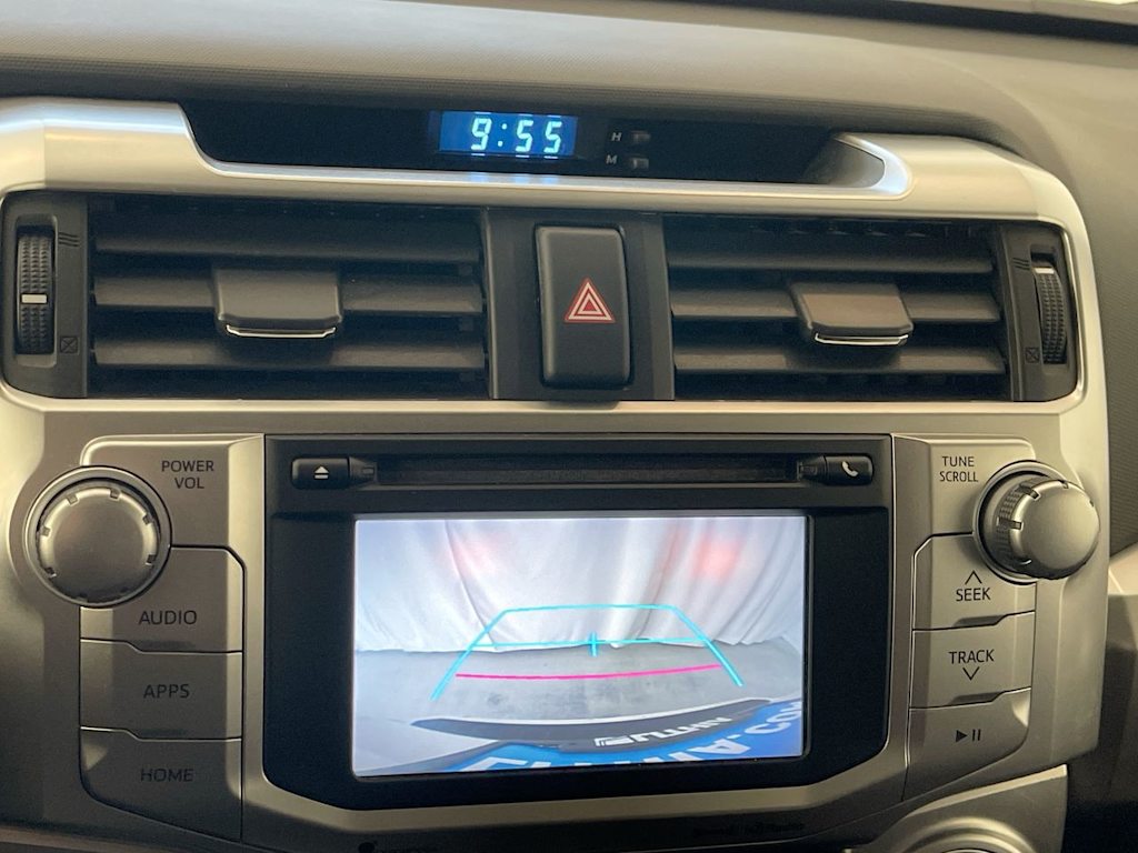 Thumbnail: 2017 Toyota 4Runner - 23