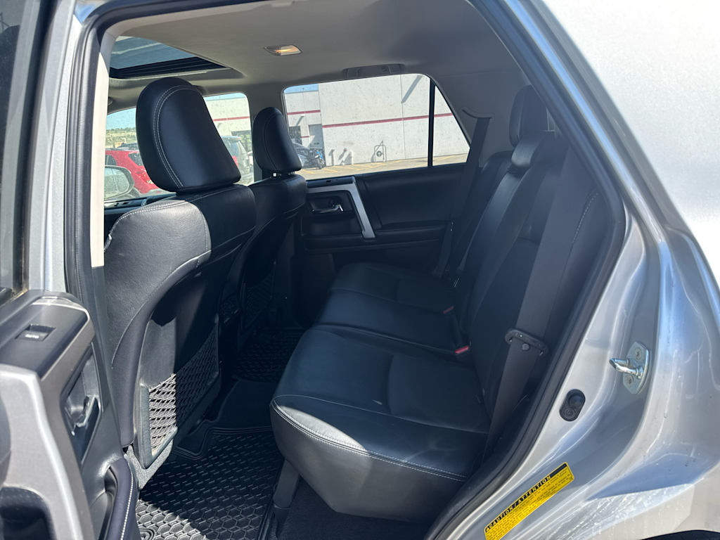Thumbnail: 2018 Toyota 4Runner - 10
