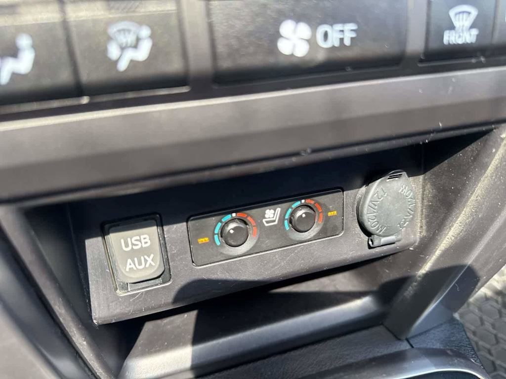 Thumbnail: 2018 Toyota 4Runner - 47