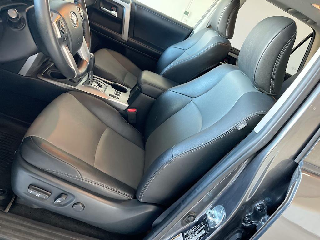 Thumbnail: 2019 Toyota 4Runner - 7