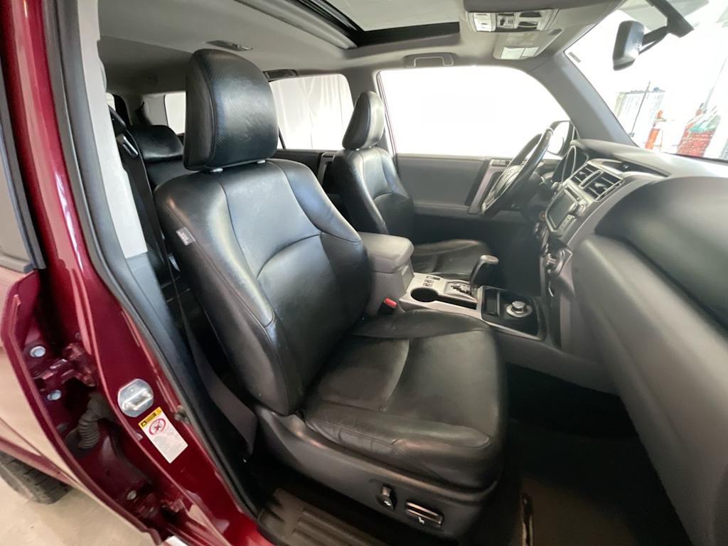 Thumbnail: 2013 Toyota 4Runner - 12