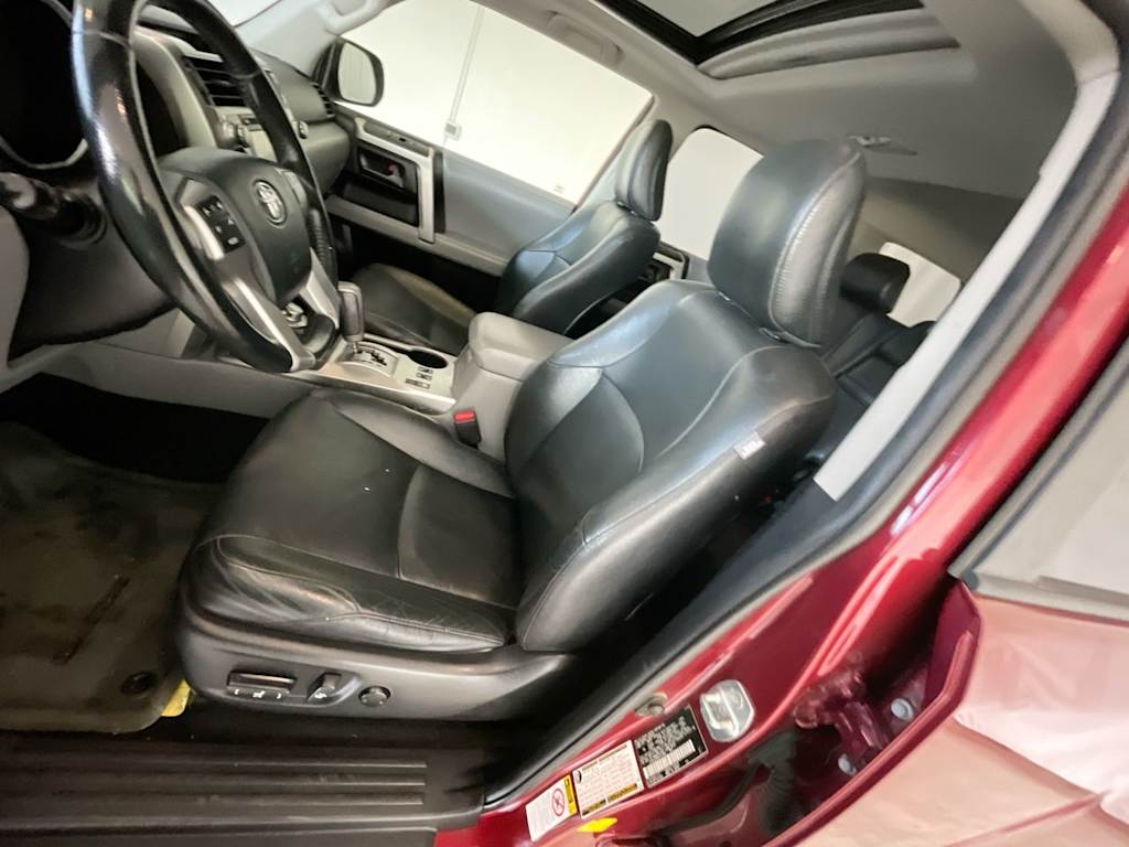 Thumbnail: 2013 Toyota 4Runner - 11