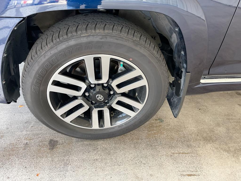 Thumbnail: 2021 Toyota 4Runner - 6