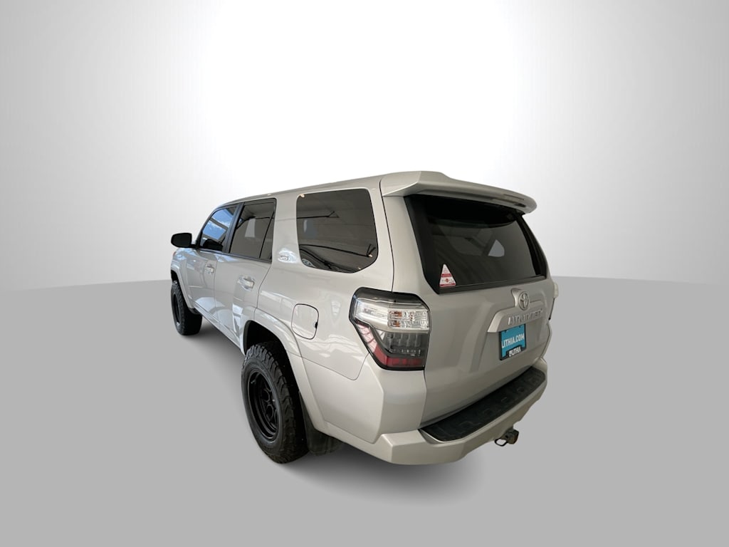 Thumbnail: 2021 Toyota 4Runner - 6