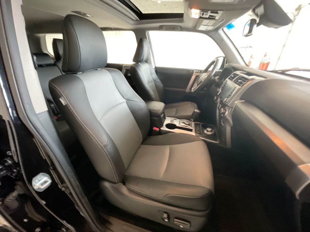 Thumbnail: 2021 Toyota 4Runner - 10