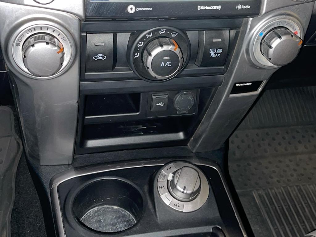Thumbnail: 2024 Toyota 4Runner - 24