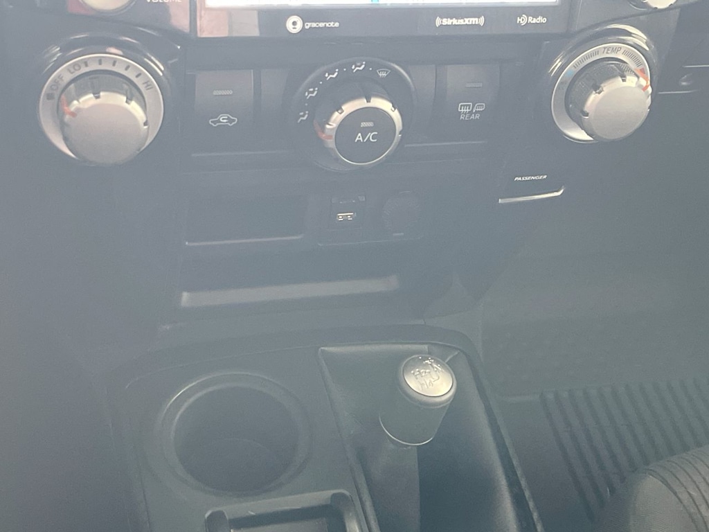 Thumbnail: 2021 Toyota 4Runner - 24