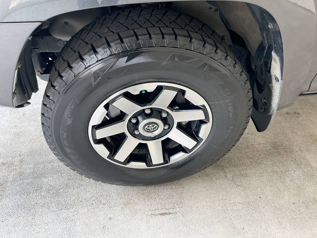 Thumbnail: 2021 Toyota 4Runner - 6