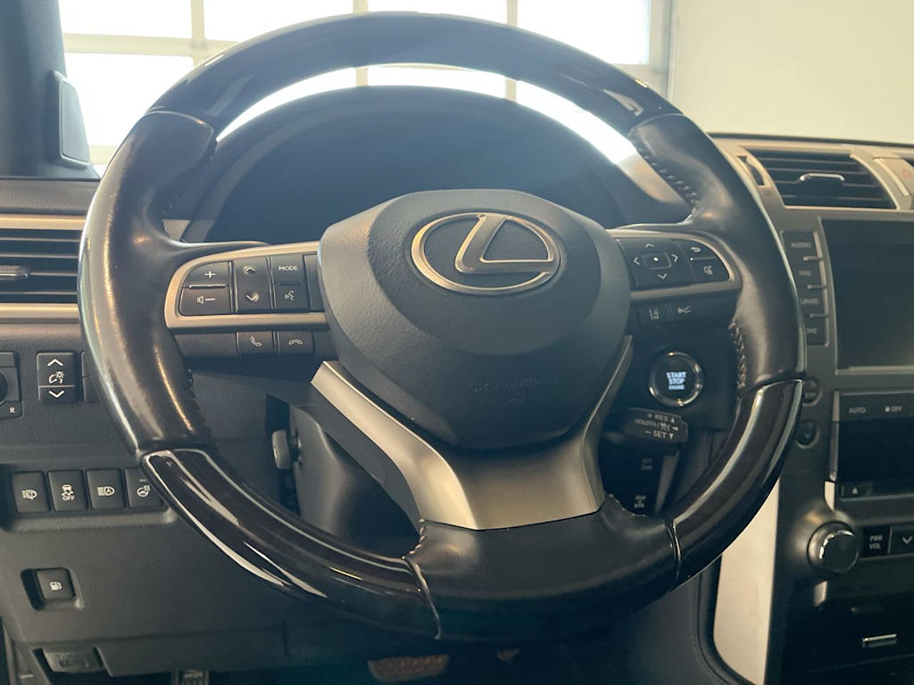 Thumbnail: 2021 Lexus GX - 2