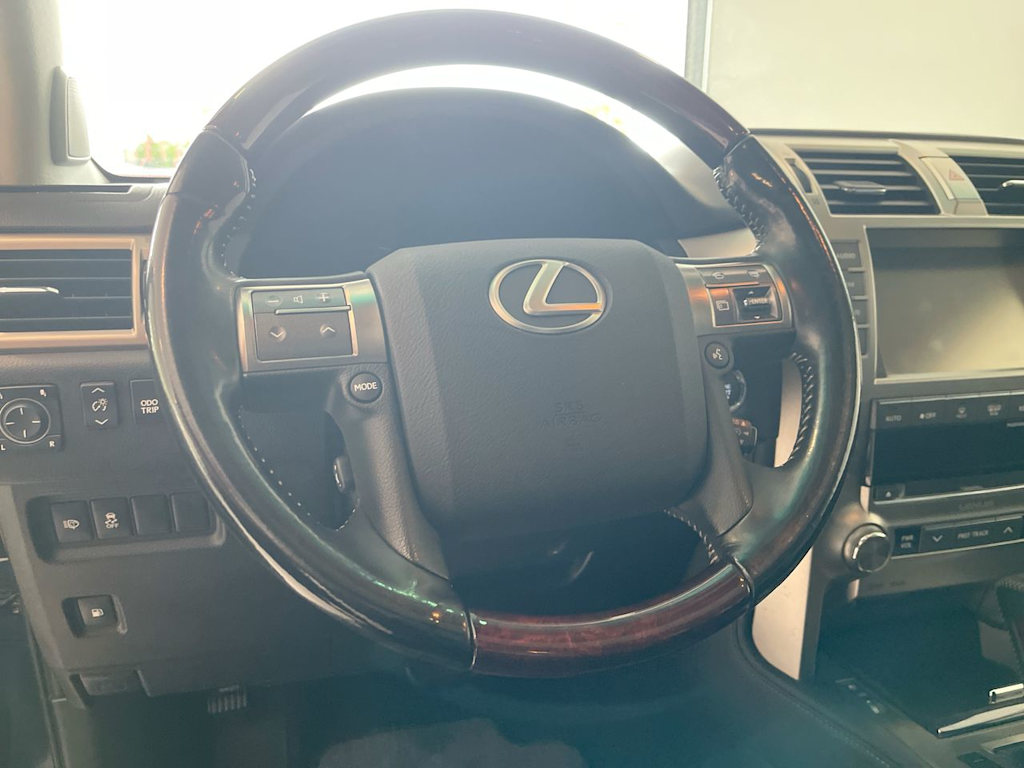 Thumbnail: 2017 Lexus GX - 2