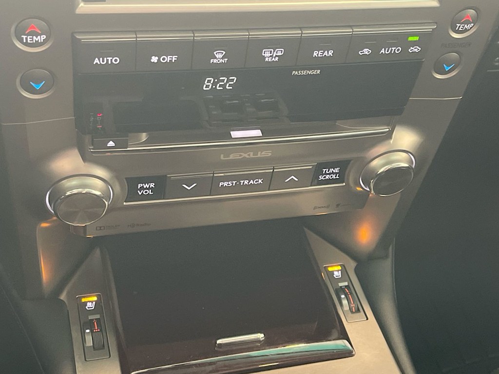 Thumbnail: 2017 Lexus GX - 26