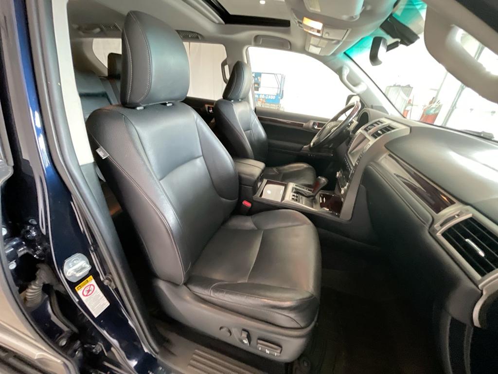 Thumbnail: 2017 Lexus GX - 9