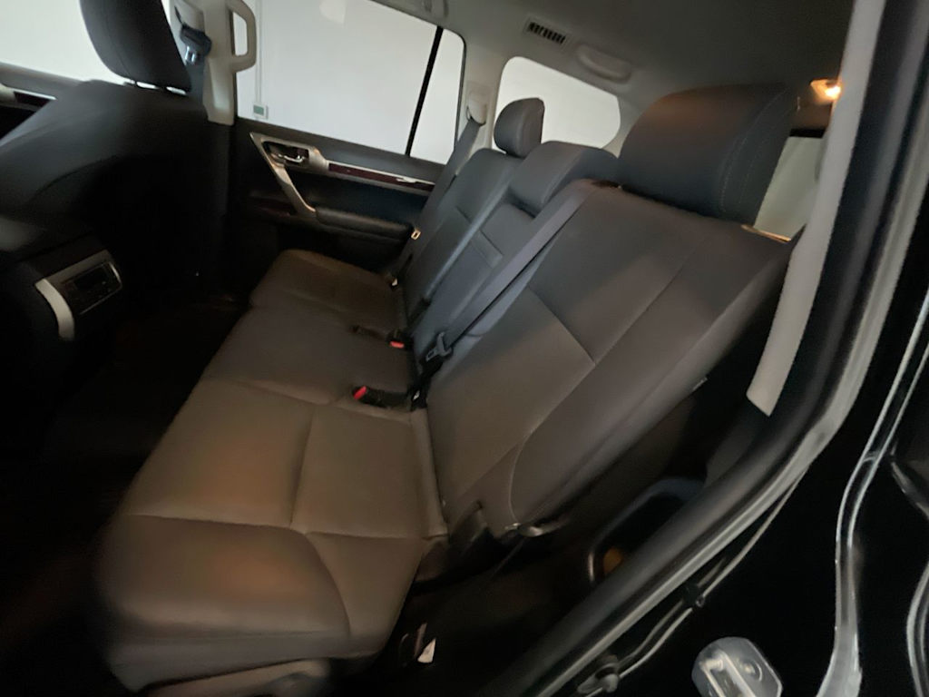 Thumbnail: 2019 Lexus GX - 10