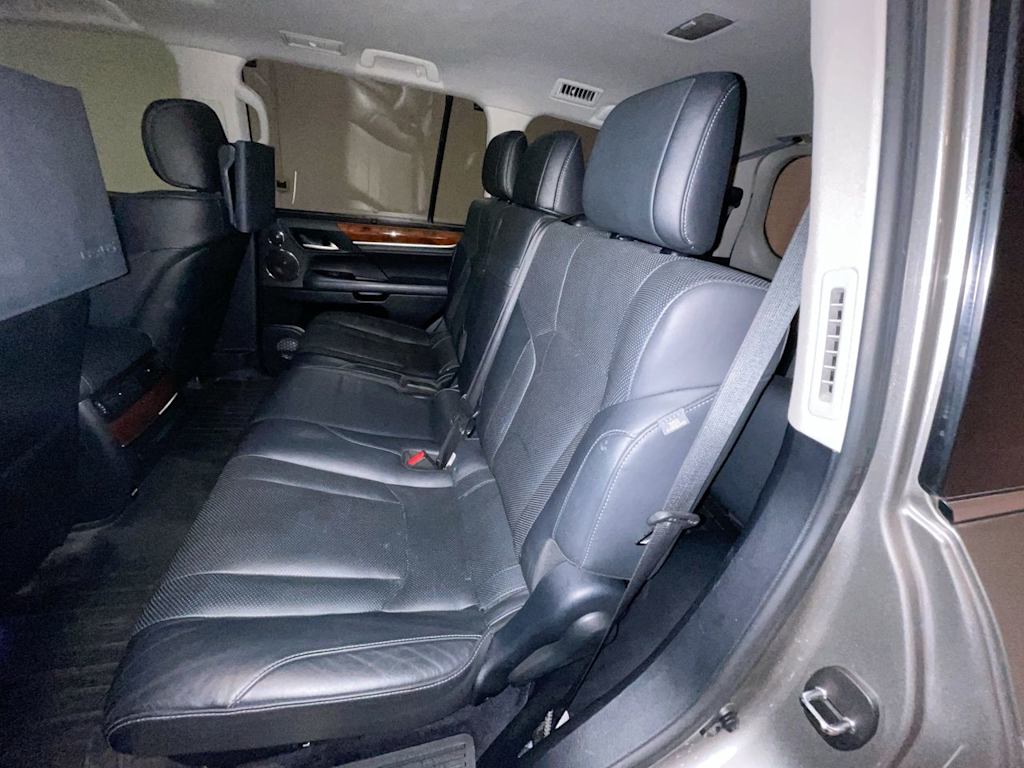 Thumbnail: 2017 Lexus LX - 10