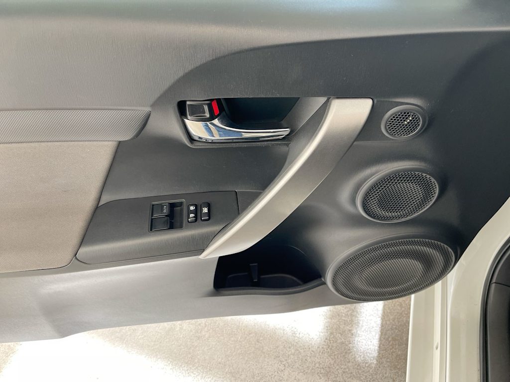 Thumbnail: 2016 Scion tC - 23