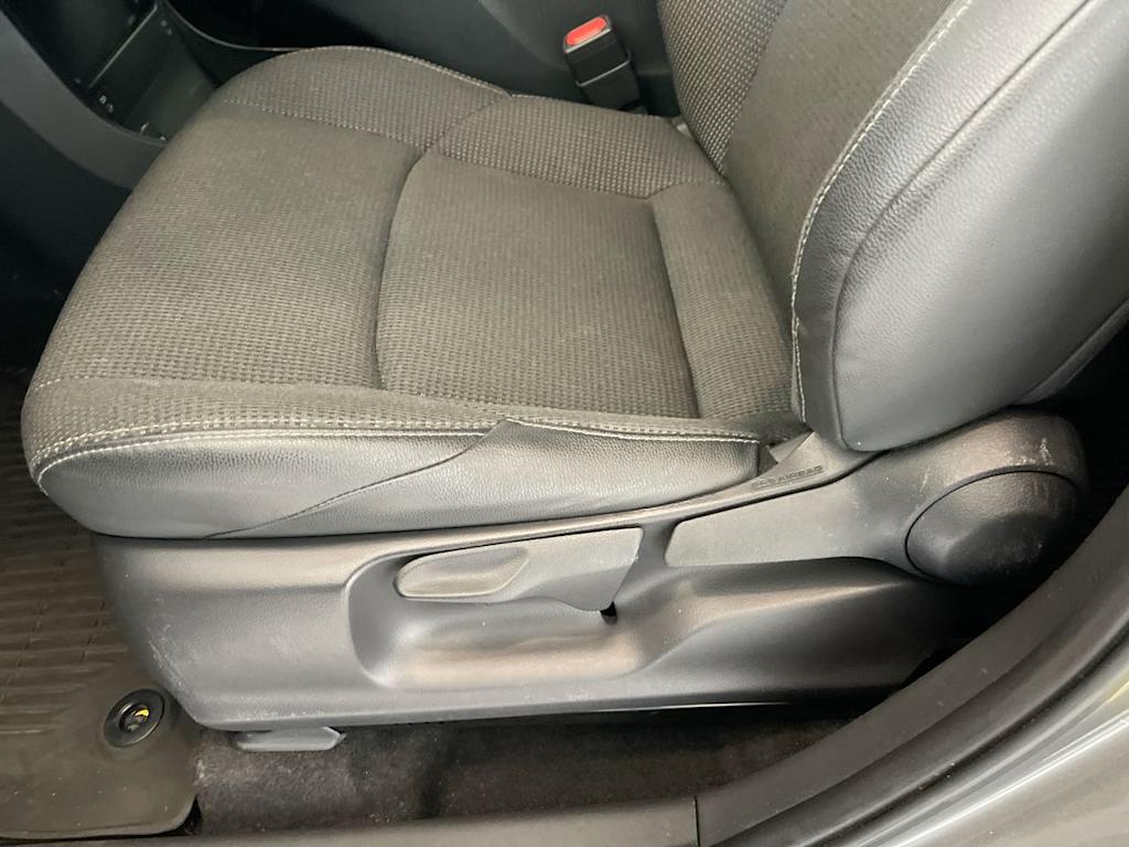 Thumbnail: 2023 Toyota bZ4X - 20