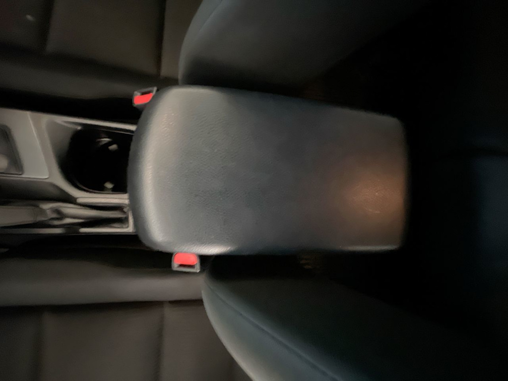 Thumbnail: 2018 Toyota RAV4 - 26
