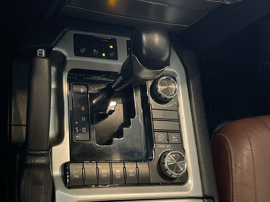 Thumbnail: 2021 Toyota Land Cruiser - 13