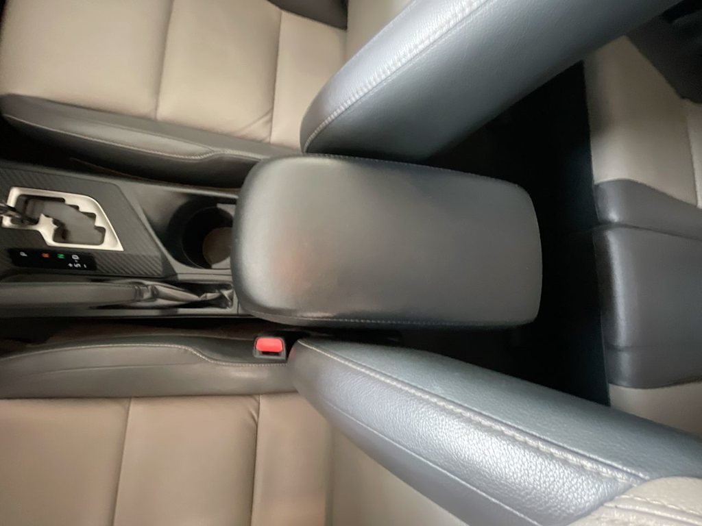 Thumbnail: 2015 Toyota RAV4 - 26